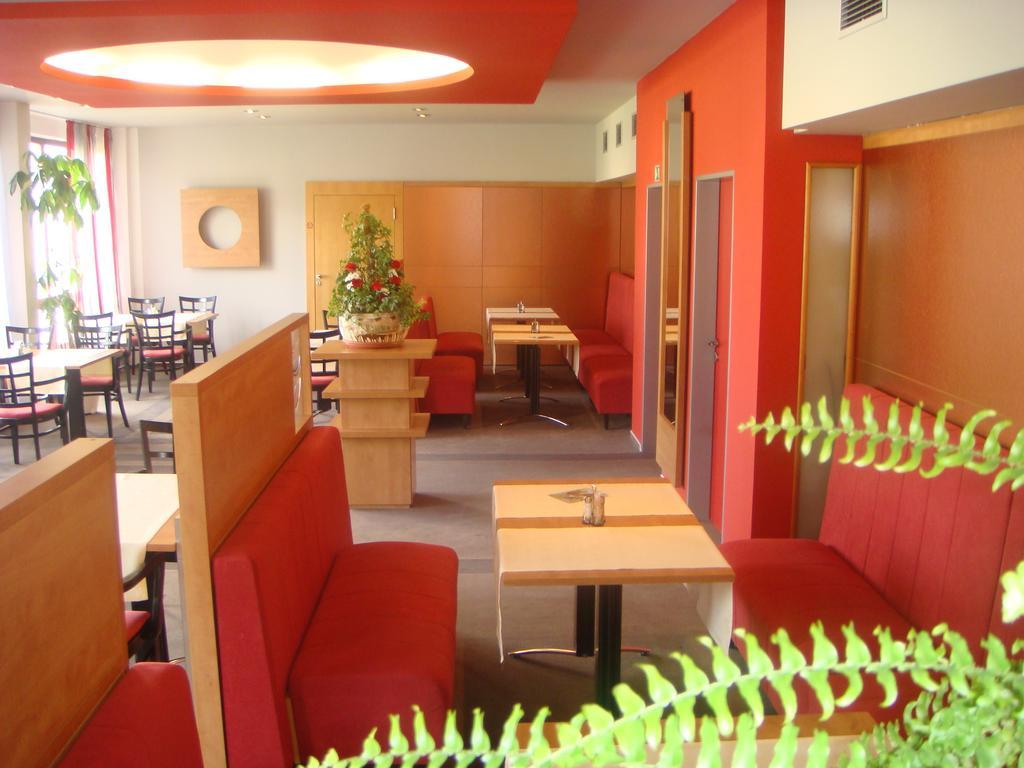 Hotel Steiger Karniów Zewnętrze zdjęcie