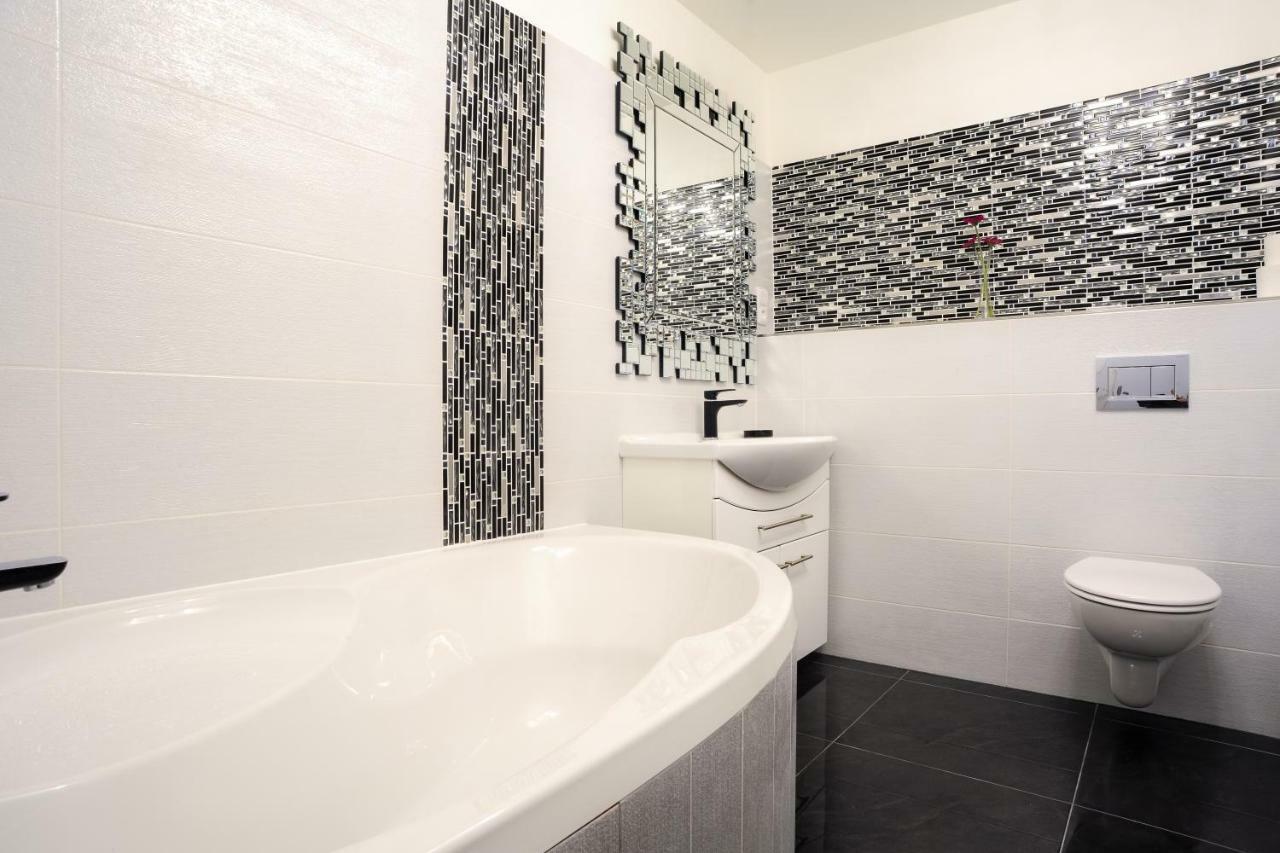 Hotel Steiger Karniów Zewnętrze zdjęcie