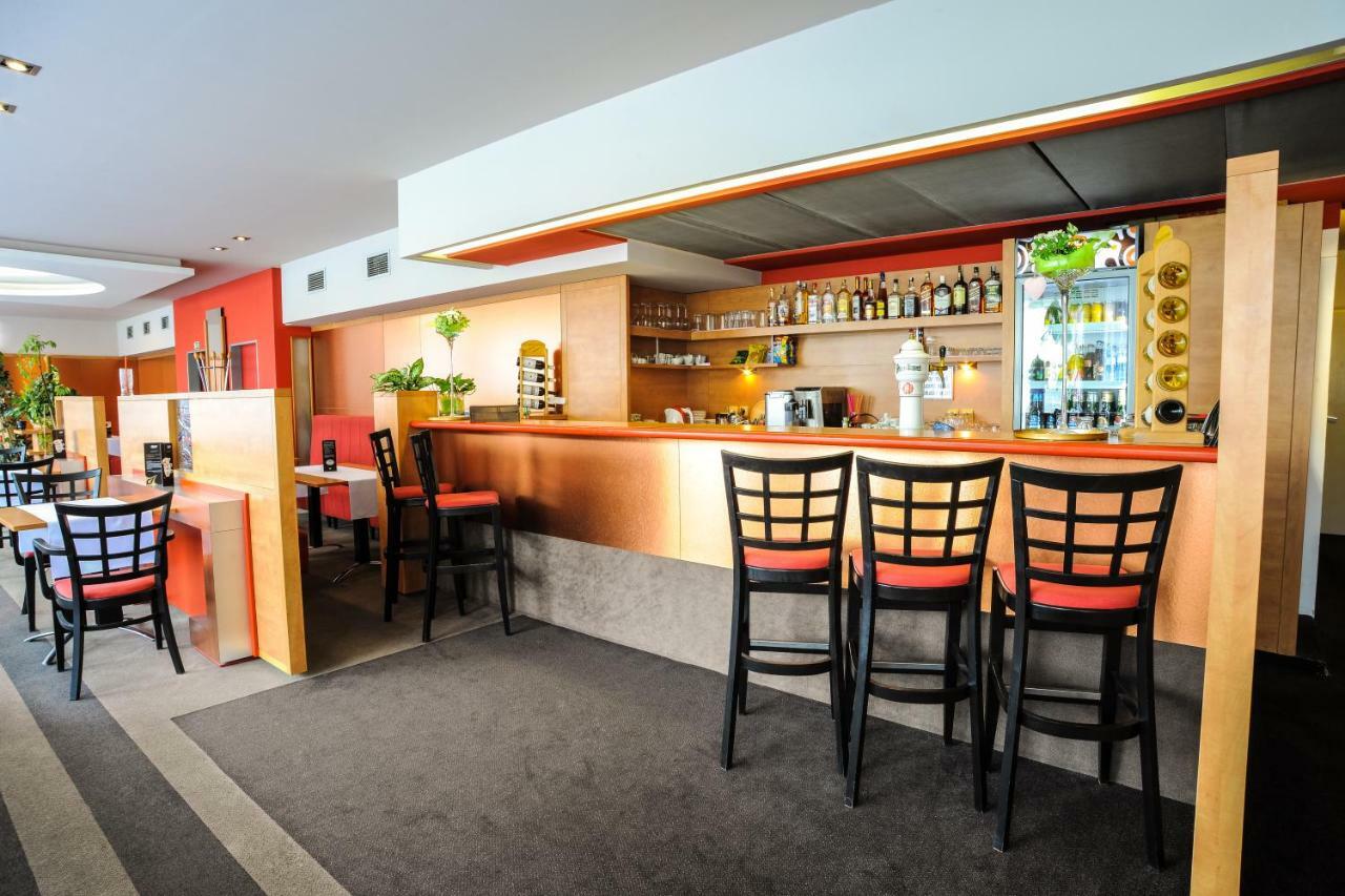 Hotel Steiger Karniów Zewnętrze zdjęcie