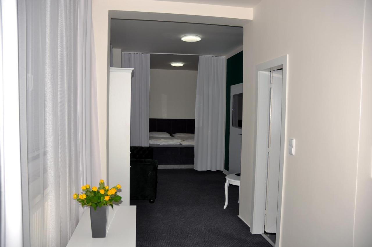 Hotel Steiger Karniów Zewnętrze zdjęcie